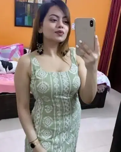 Call Girl in Talaja